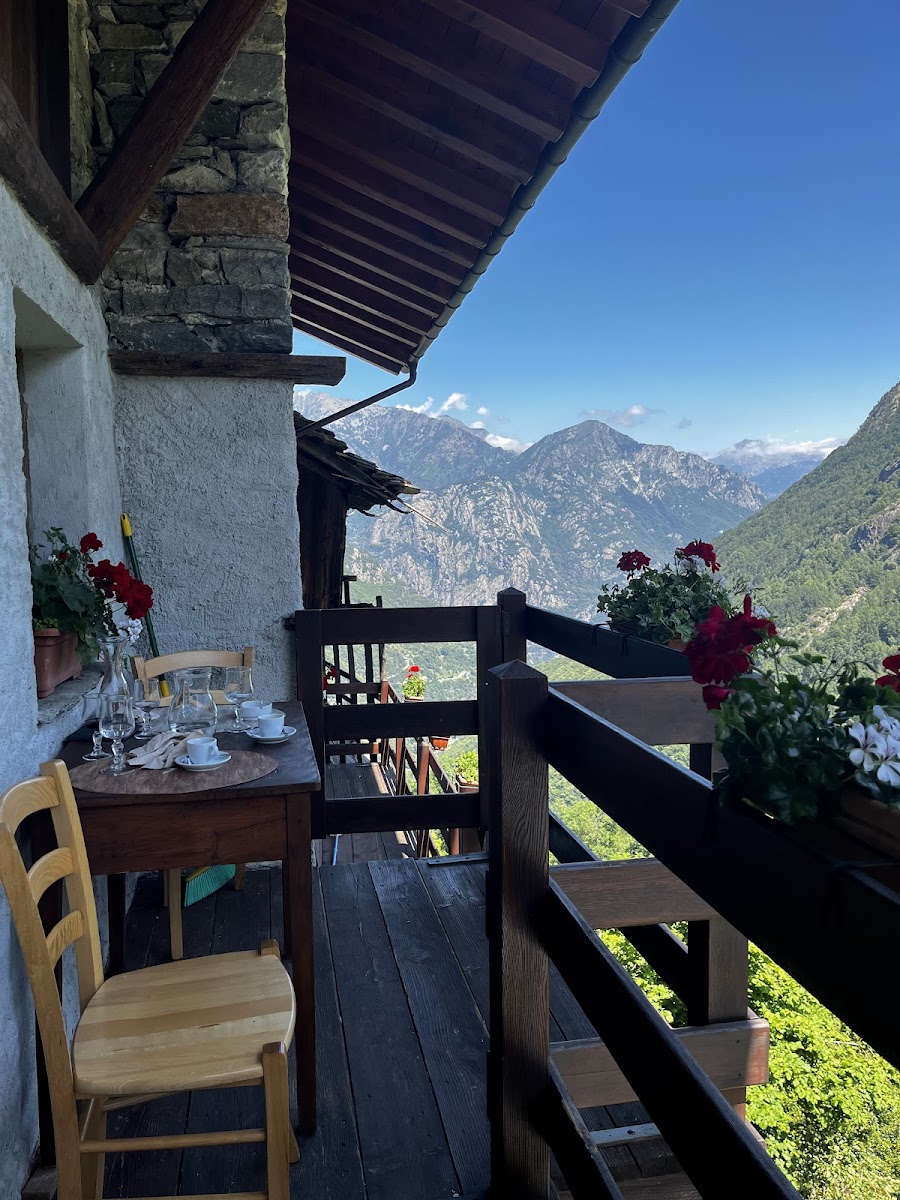 La Louye Su La Goumba